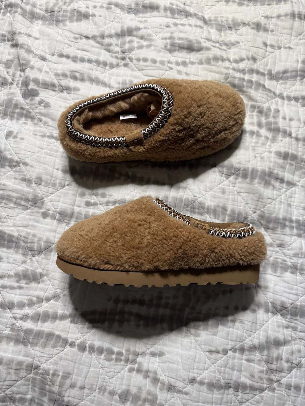 Ugg Tasman Chestnut Maxi Curly Genuine Shearling Slipper Women’s Size 9